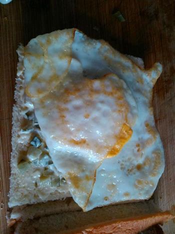 培根鸡蛋三明治的做法步骤6