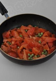 番茄蛋炒饭的做法步骤3