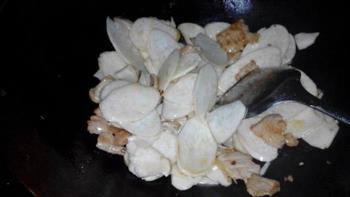 杏鲍菇炒肉片的做法步骤6