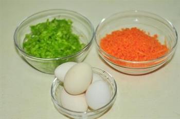 蔬菜鸡蛋卷的做法步骤1