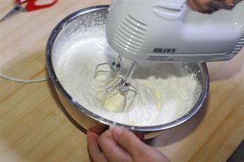 奶油蛋糕卷的做法步骤11