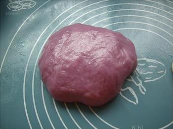 葡萄干豆沙紫薯冰皮月饼的做法步骤7