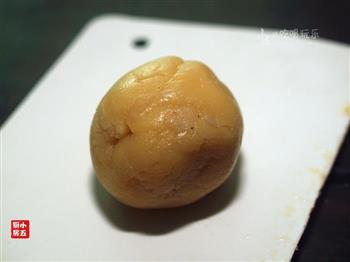 广式莲蓉月饼-传统的月饼传统的味道的做法步骤12