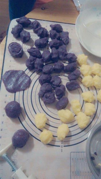 紫薯奶黄月饼的做法步骤12