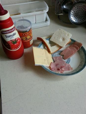早餐简易三明治的做法步骤1