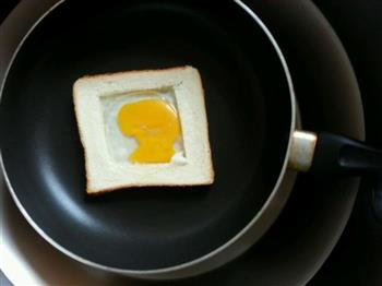 早餐简易三明治的做法步骤3