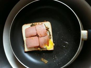 早餐简易三明治的做法步骤7