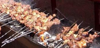 新疆烤羊肉串的做法步骤4