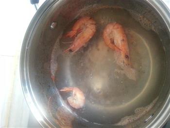 大虾火腿炒饭的做法步骤3