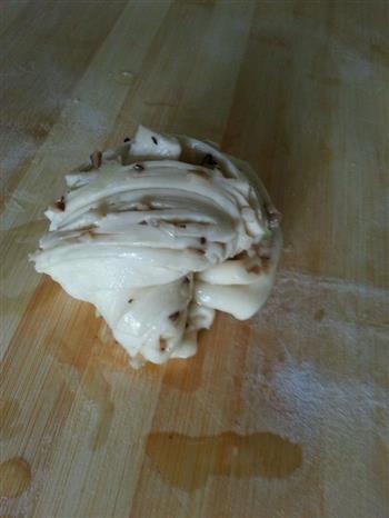 香菇葱花卷的做法步骤13