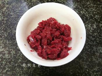 黑椒牛肉粒芝士焗饭的做法图解2