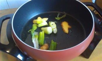 玉米鲜鲍炖鸡汤的做法步骤7