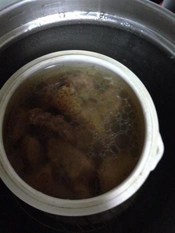 雪梨川贝炖瘦肉汤的做法图解2