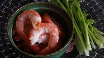 砂锅虾蟹粥的做法图解2