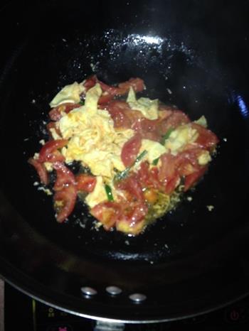 西红柿蛋花面疙瘩汤的做法步骤3