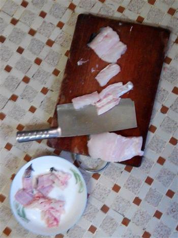 西芹炒海鳗鱼的做法步骤1