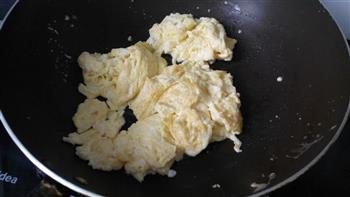 韭菜鸡蛋饺子的做法步骤4