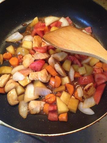 番茄鸡肉焗饭-百吉福芝士片创意晚餐菜谱的做法步骤4