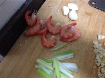 蒜蓉虾的做法步骤1
