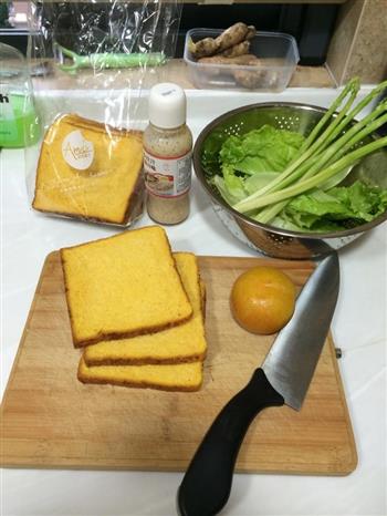 鸡蛋沙拉三明治的做法步骤1
