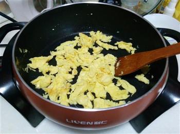 西葫芦炒鸡蛋的做法步骤6