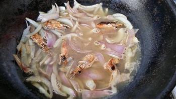 泰式咖喱虾的做法步骤3