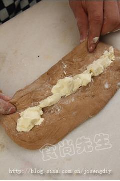 杂粮奶酪面包的做法步骤7