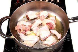 姬松茸炖鸡的做法步骤5