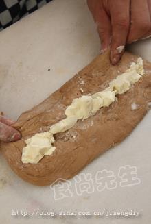 杂粮奶酪面包的做法步骤6