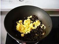 地皮菜炒鸡蛋的做法步骤5