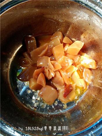 酸萝卜腊鸭绿豆煲的做法图解3