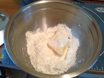 恺妈自制红豆蛋黄酥的做法步骤1