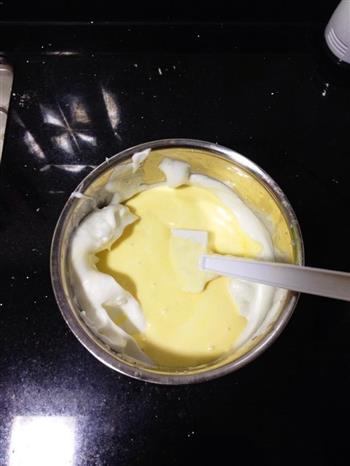 芒果奶油蛋糕卷—超详细步骤口感绵软也不会开裂唷的做法图解14