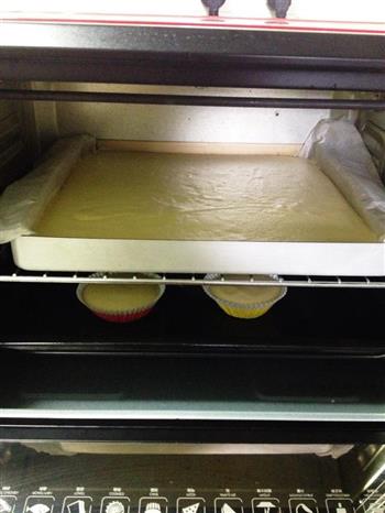 芒果奶油蛋糕卷—超详细步骤口感绵软也不会开裂唷的做法步骤17