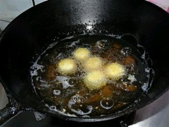 油炸土豆泥丸的做法步骤3