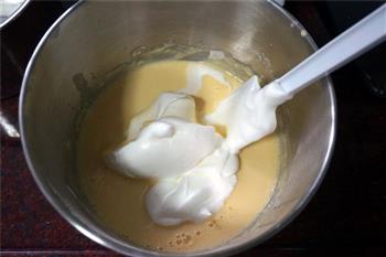 无油酸奶蛋糕的做法步骤9