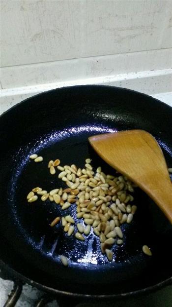 蜂蜜松仁玉米的做法步骤4