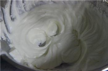 奶油裱花蛋糕的做法步骤16