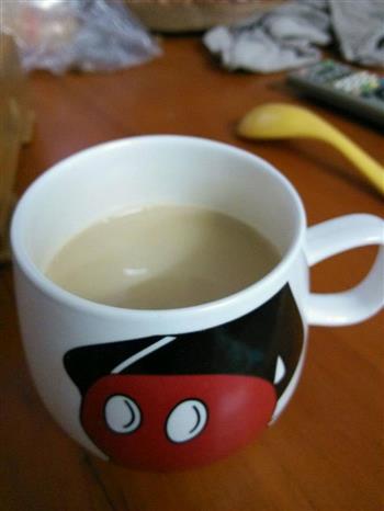 自制奶茶的做法步骤3