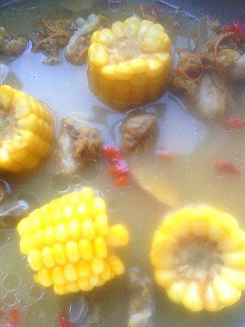 虫草花玉米排骨汤-金色秋季一定要喝的养生汤的做法步骤7