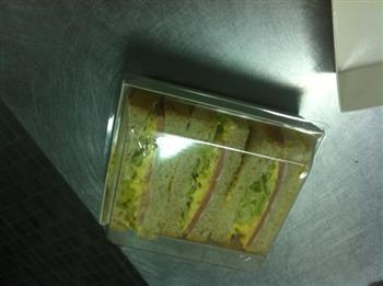 全麦火腿三明治的做法步骤10