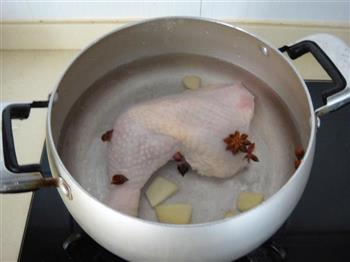 香露葱油鸡的做法步骤3