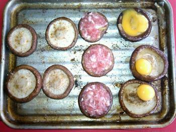 香菇聚会-香菇烤蛋，酿香菇，孜然烤香菇的做法步骤3