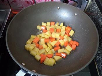 咖喱土豆鸡丁的做法步骤8