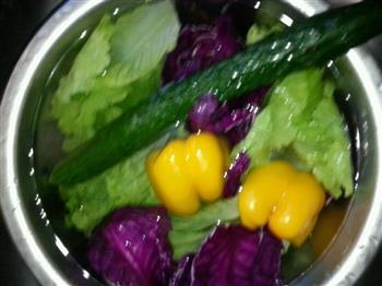 油醋汁蔬菜沙拉的做法步骤1