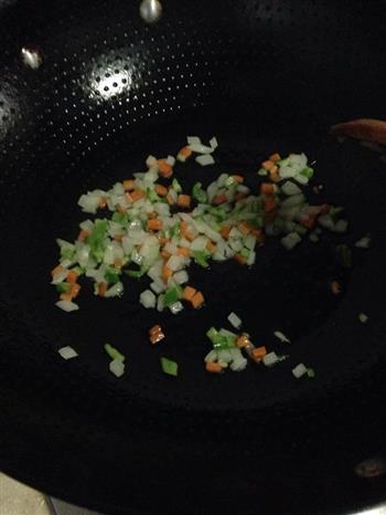 彩椒焗饭的做法步骤2