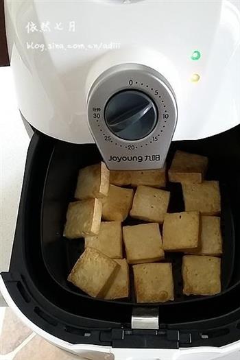 无油原味炸豆腐的做法步骤3