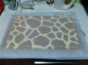 长颈鹿斑纹蛋糕卷的做法图解25