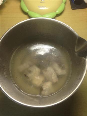 海带香菇排骨汤-超详细步骤的做法图解2