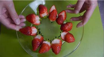 DIY.错觉草莓果冻的做法步骤4